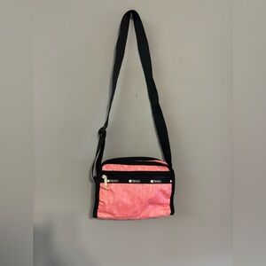 Lesportsac Gabrielle East/West Crossbody  Bag in Link Dahlia Denim NWT